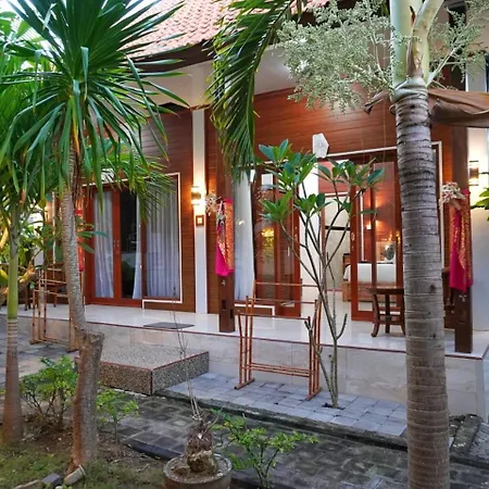 Lembongan Cempaka Villa & Restaurant By Abm